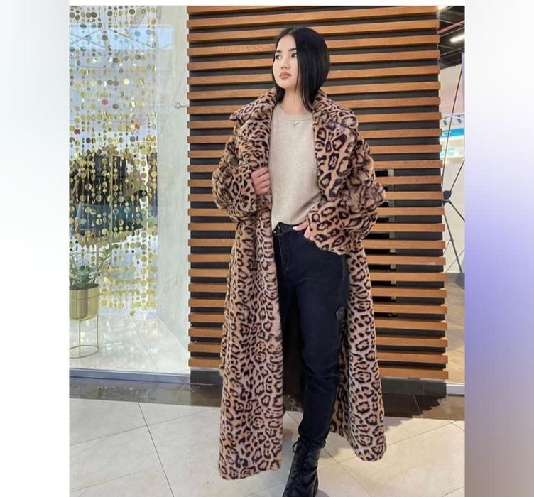 Продам шубу ,в отличном состоянии  50 размер .Цена 40т торг есть .