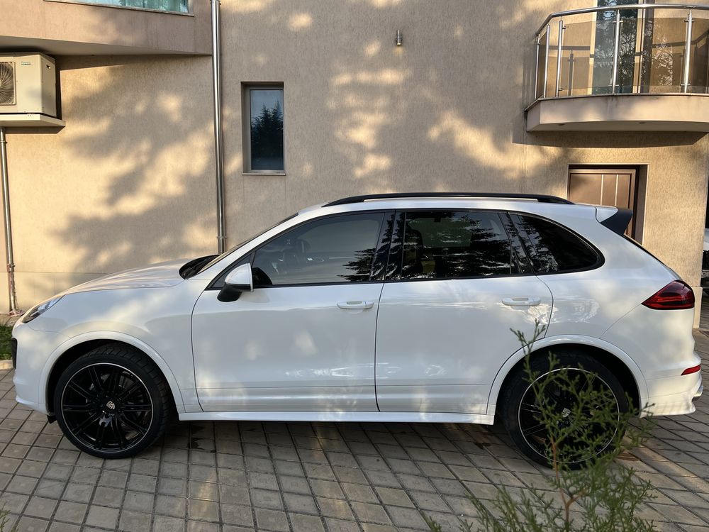 Porsche Cayenne GTS