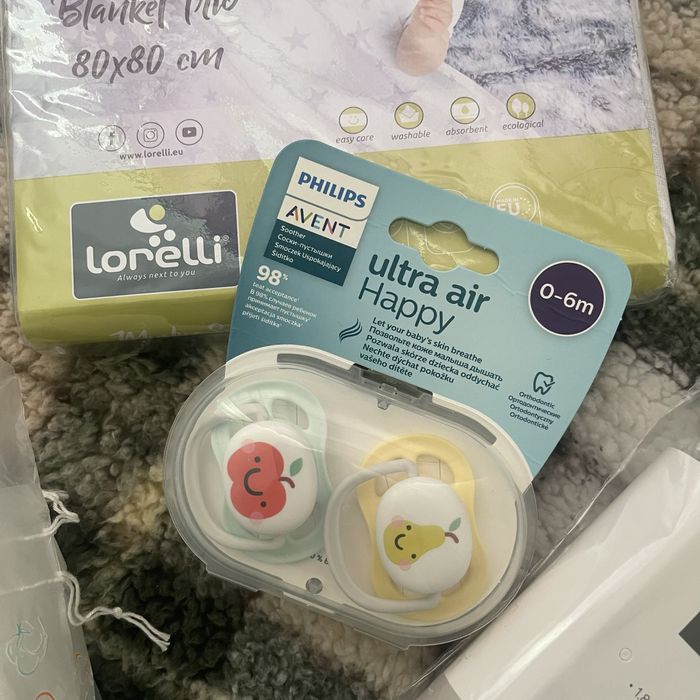 Зимно чувалче, три одеяла и два биберона