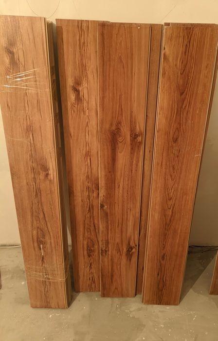 Продаю ламинат бу