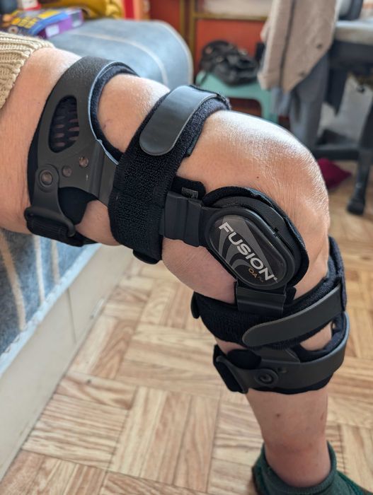 Ортеза за коляно Breg Fusion Medial OA (Остео Артрит или Остеоартрит))