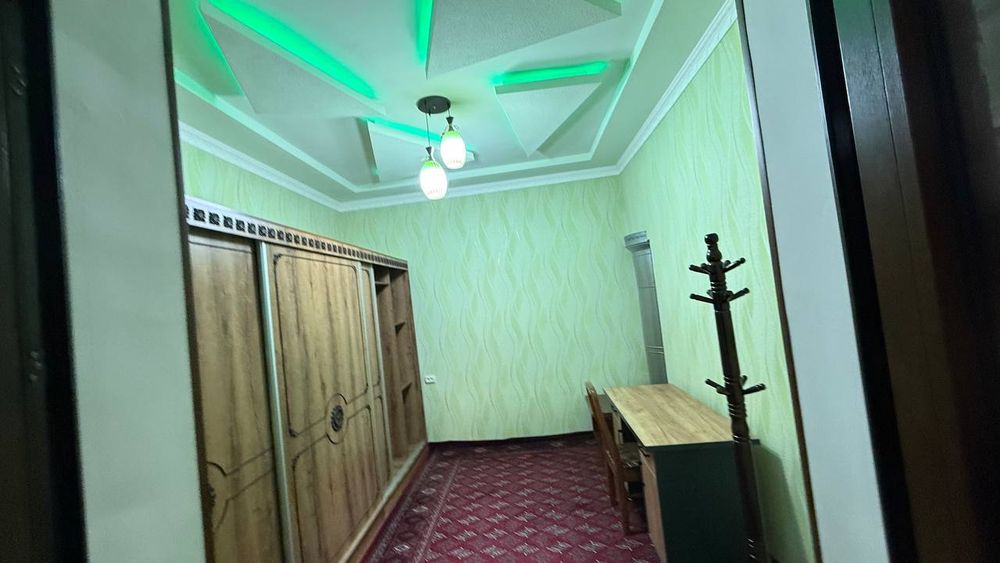 Арендага 7 хоналик Ховли Вокзалда жойлашган.Агентство