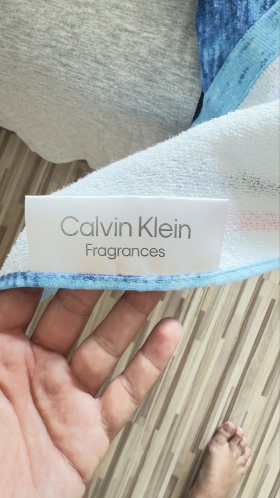 Prosop plaja Calvin Klein