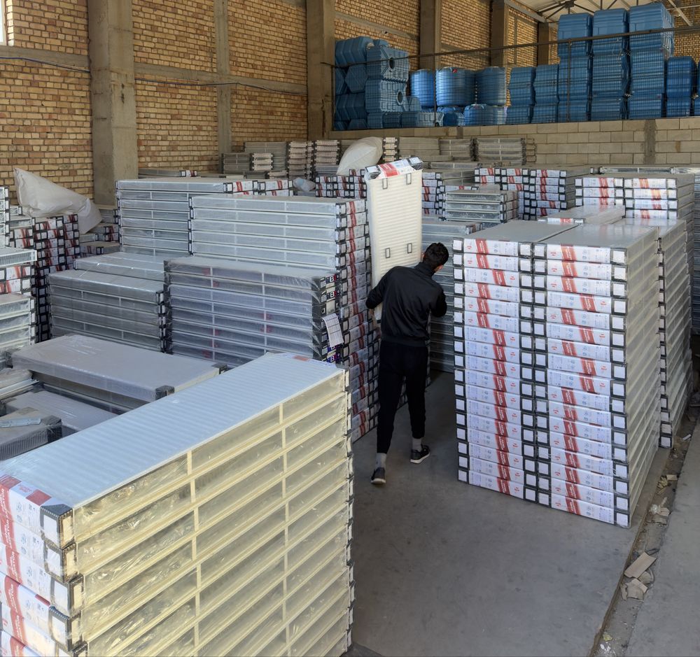 sklad panel radiator radiatr panelniy панельный радиатор отопление