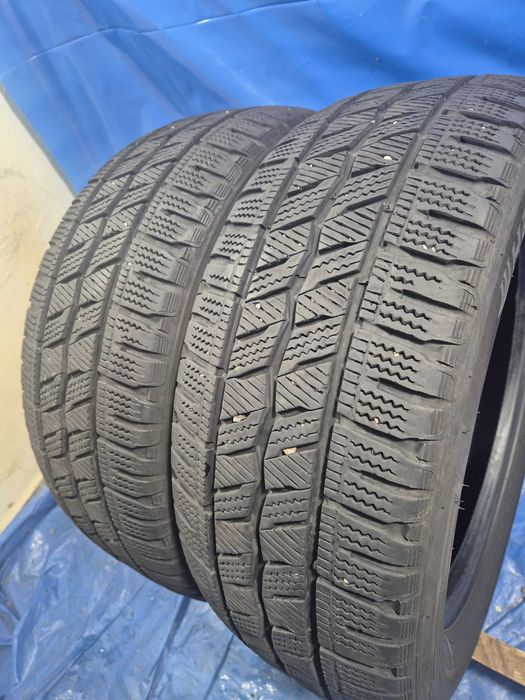 225/55/17C Hankook
