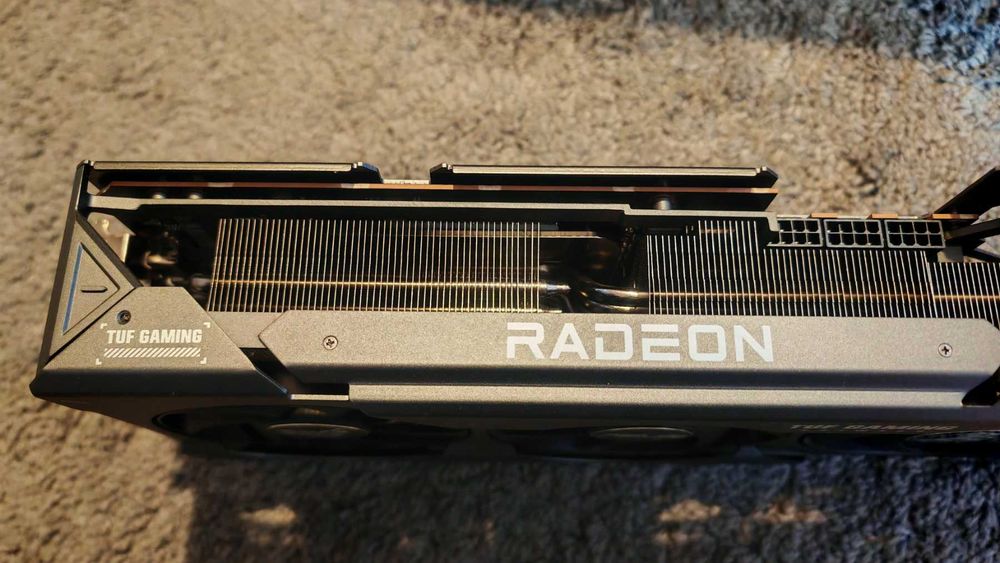 Видео Карта ASUS TUF Gaming Radeon RX 7900 XT OC Edition 20GB GDDR6
