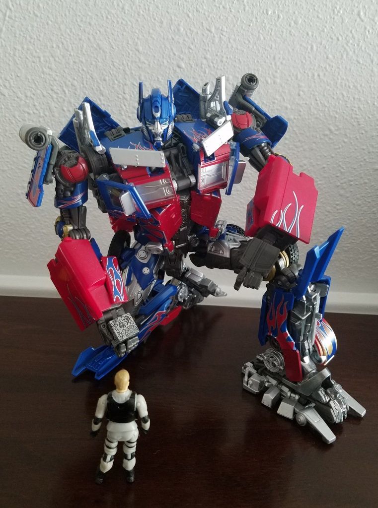 Transformers/Трансформърс Masterpiece MPM-04 Optimus Prime