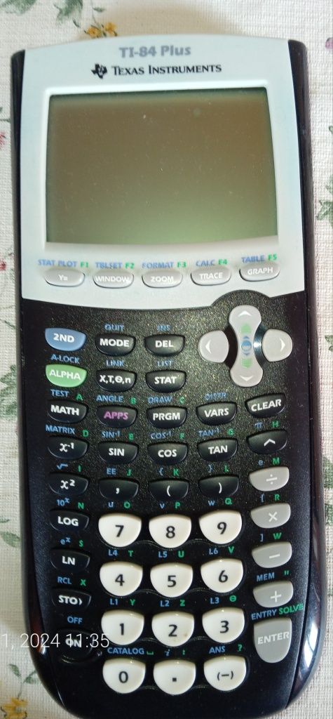 Калькулятор Цветной графический калькулятор Texas Instruments TI-84 Pl