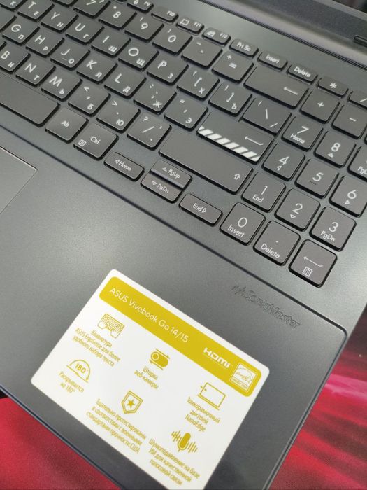 Asus vivobook Go 15 OLED AMD Ryzen 5 - 7520U 8/512 Yangi Bepul yetkazs