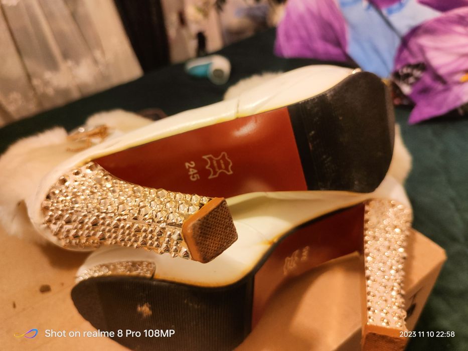 Botine cizmulițe cu blana 37