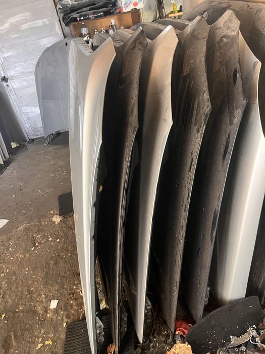 Преден капак Mercedes S class W221 -Черен, сив и тъмно син