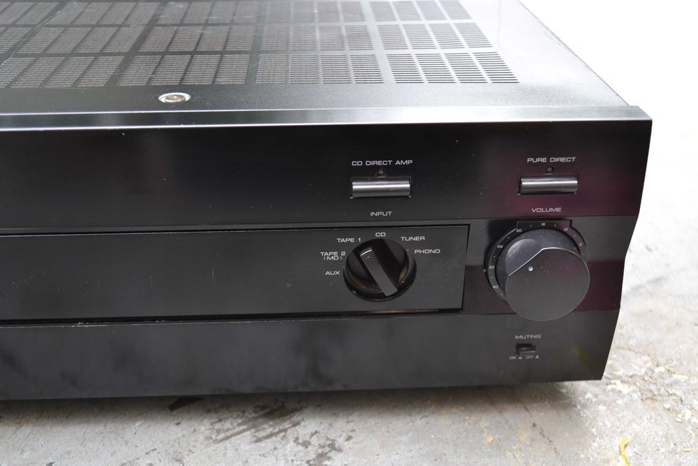 Amplificator Yamaha AX 892 cap de serie