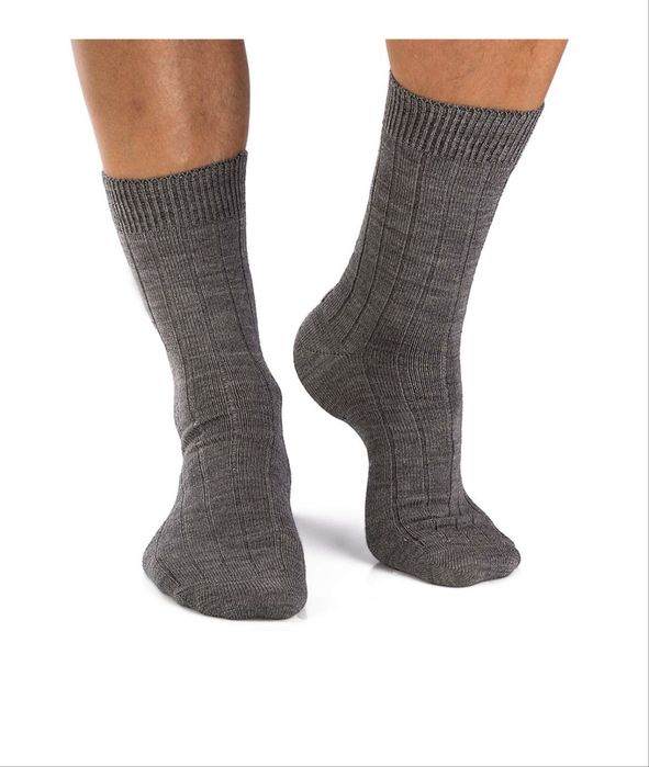 Кутия с Мерино чорапи и шал - Сив и Бял Pirin hill