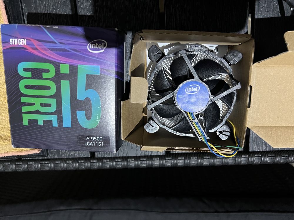Cooler Intel i5 stoc nou