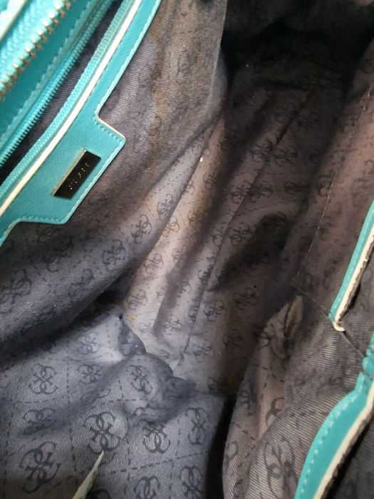 Guess Уникална! Дамска чанта