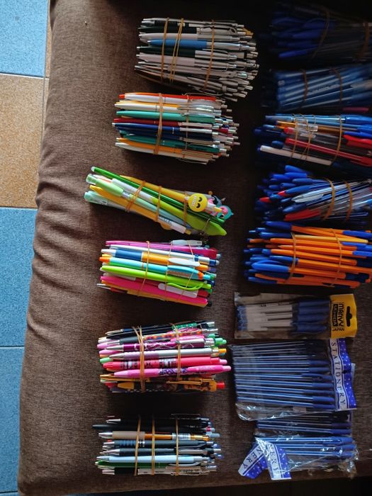 Химикалки  и моливи-1лв