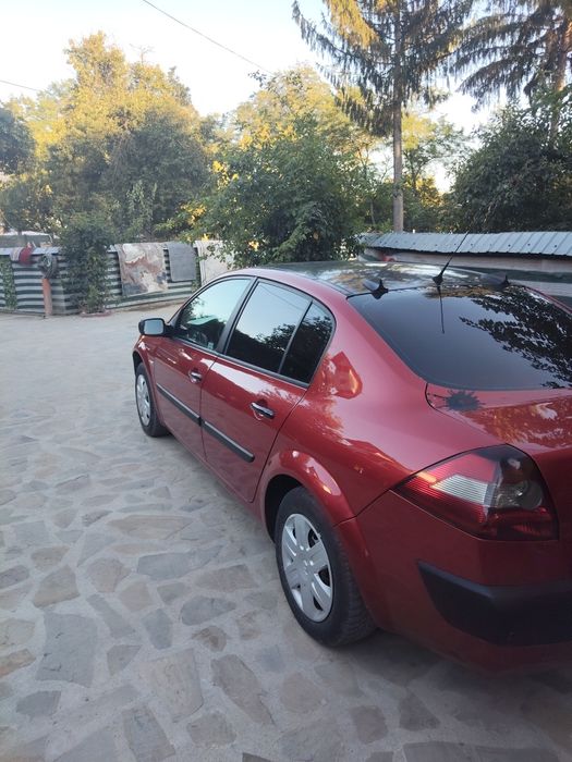 Vând sau schimb cu dubițăde marfa...Renault Megane 1.6  16v