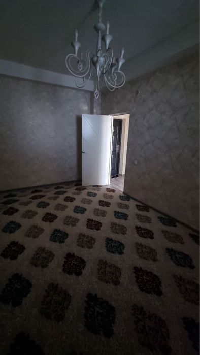 Yangi hayot uylaridan kvartira sotiladi , Narpay yulida,.