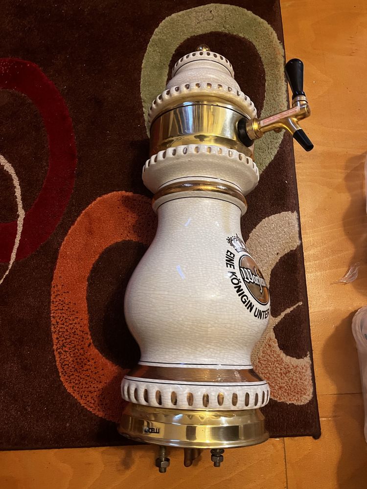 Керамична колона за наливна бира и светеща табела Warsteiner