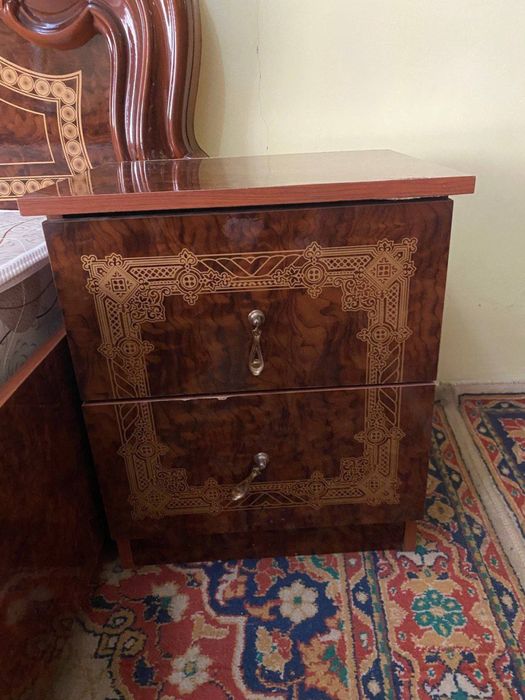 продается спальный гарнитур новый