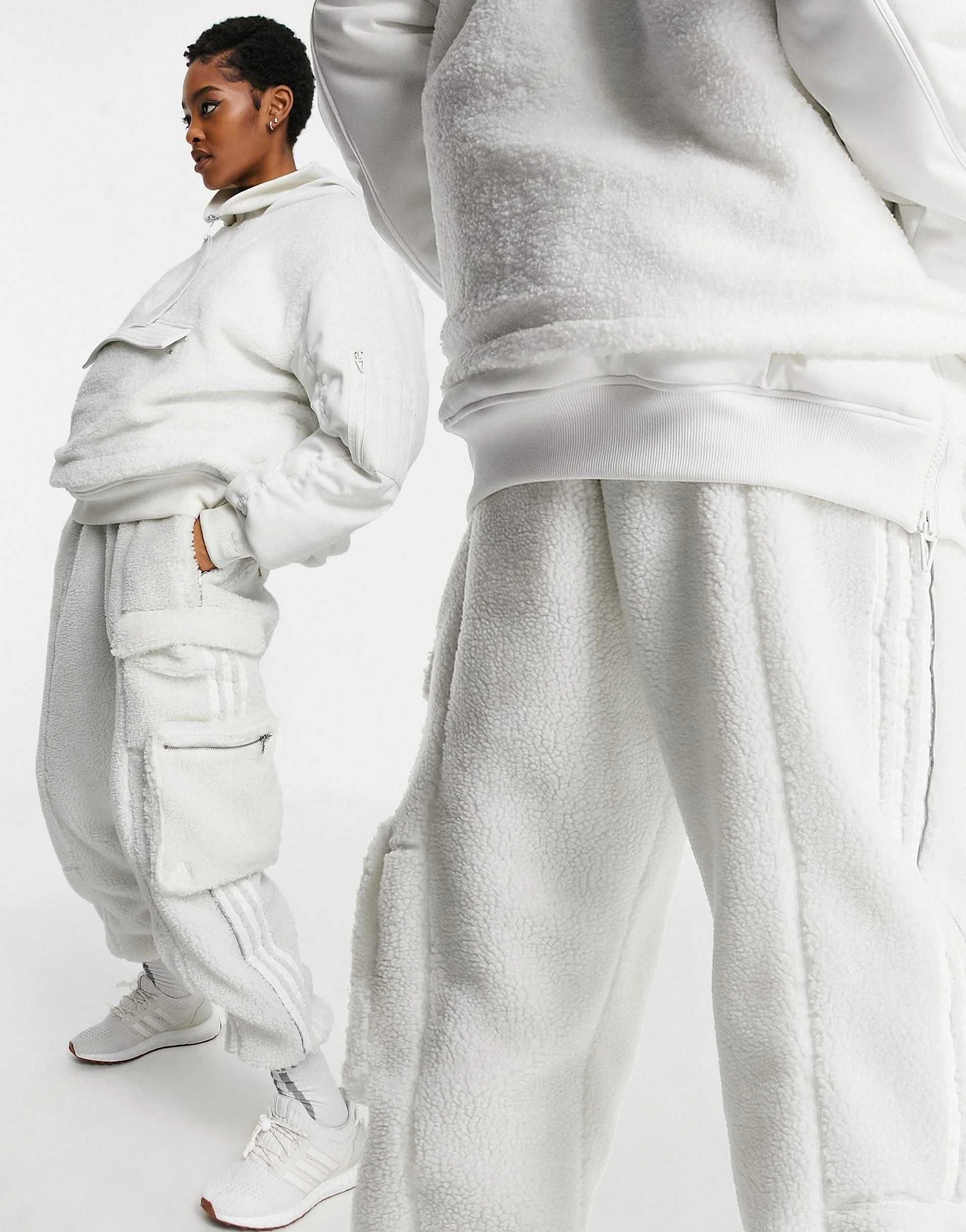 Adidas X Ivy Park Teddy Cargo Sweat Pants ОРИГИНАЛНО долнище/теди M/L