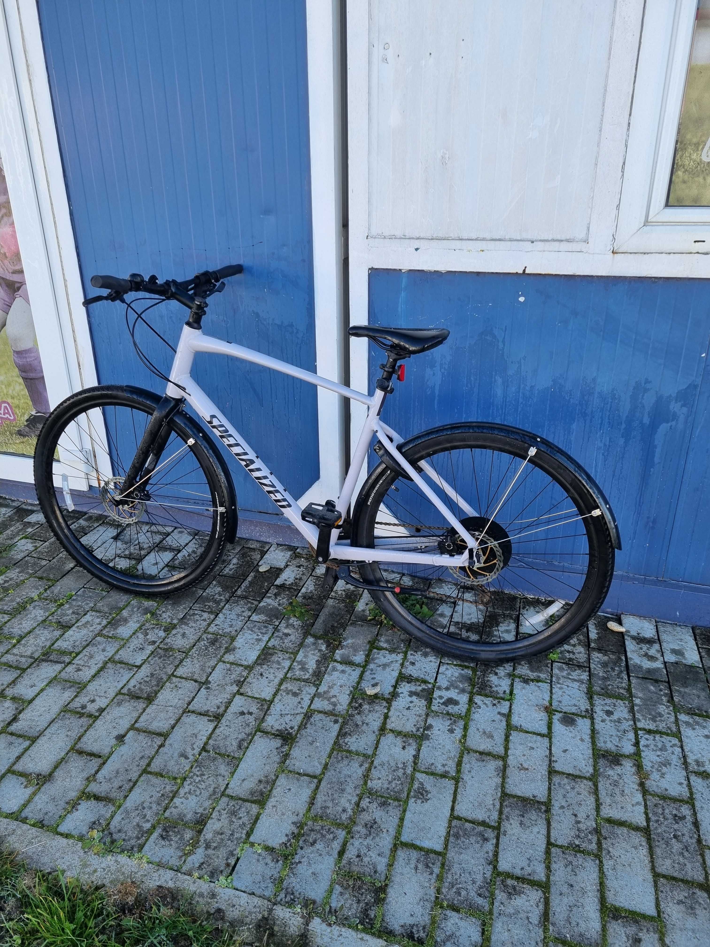 Bicicleta Specialized oras XL Cube Trek Canyon