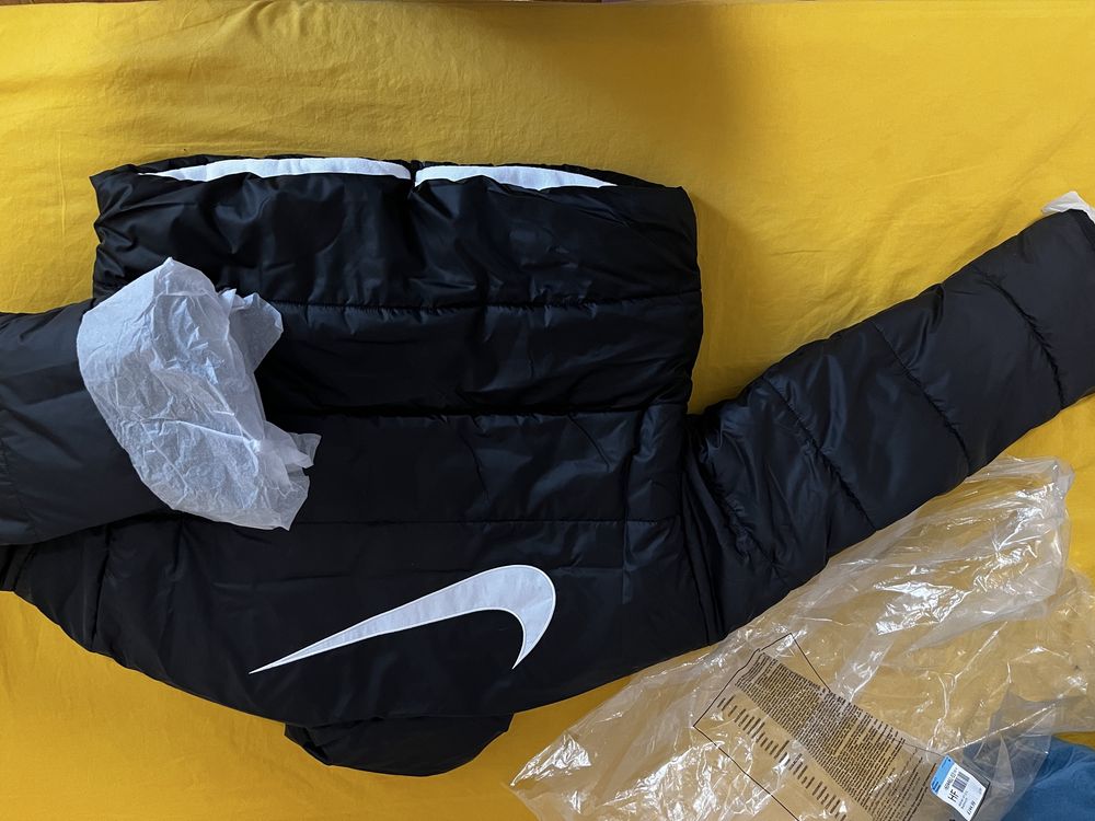 Зимно двулицево яке Nike