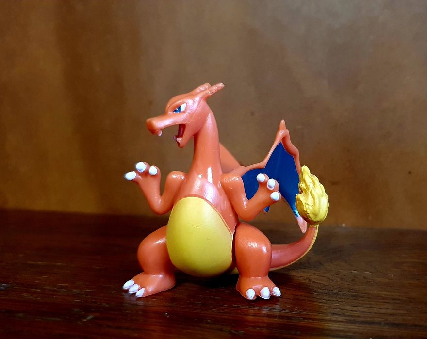 Figurine Pokemon: Charizard, MegaCharizard, Charmeleon