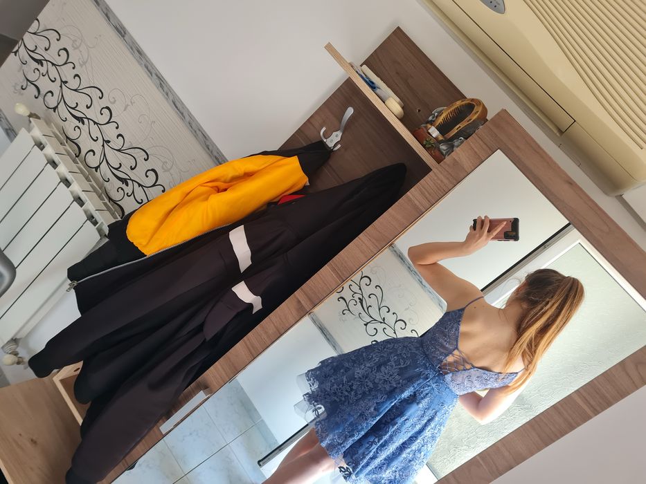 Официална рокля