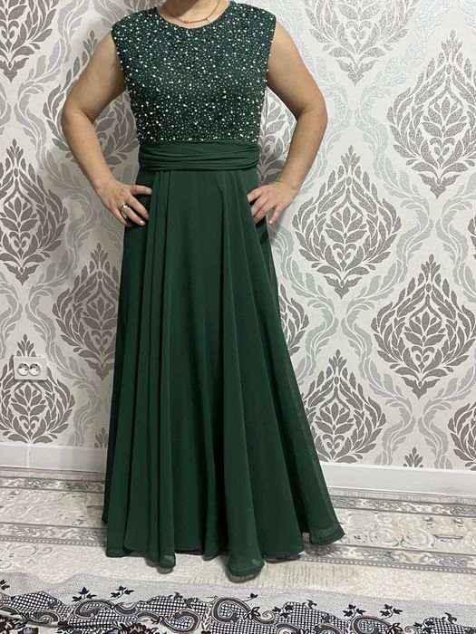 Вечернее платье