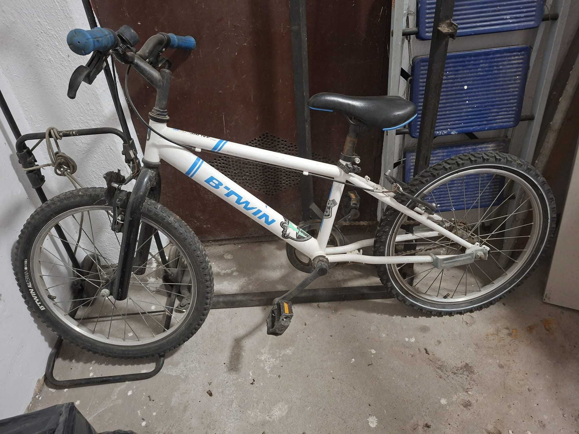 Bicicleta copii ..