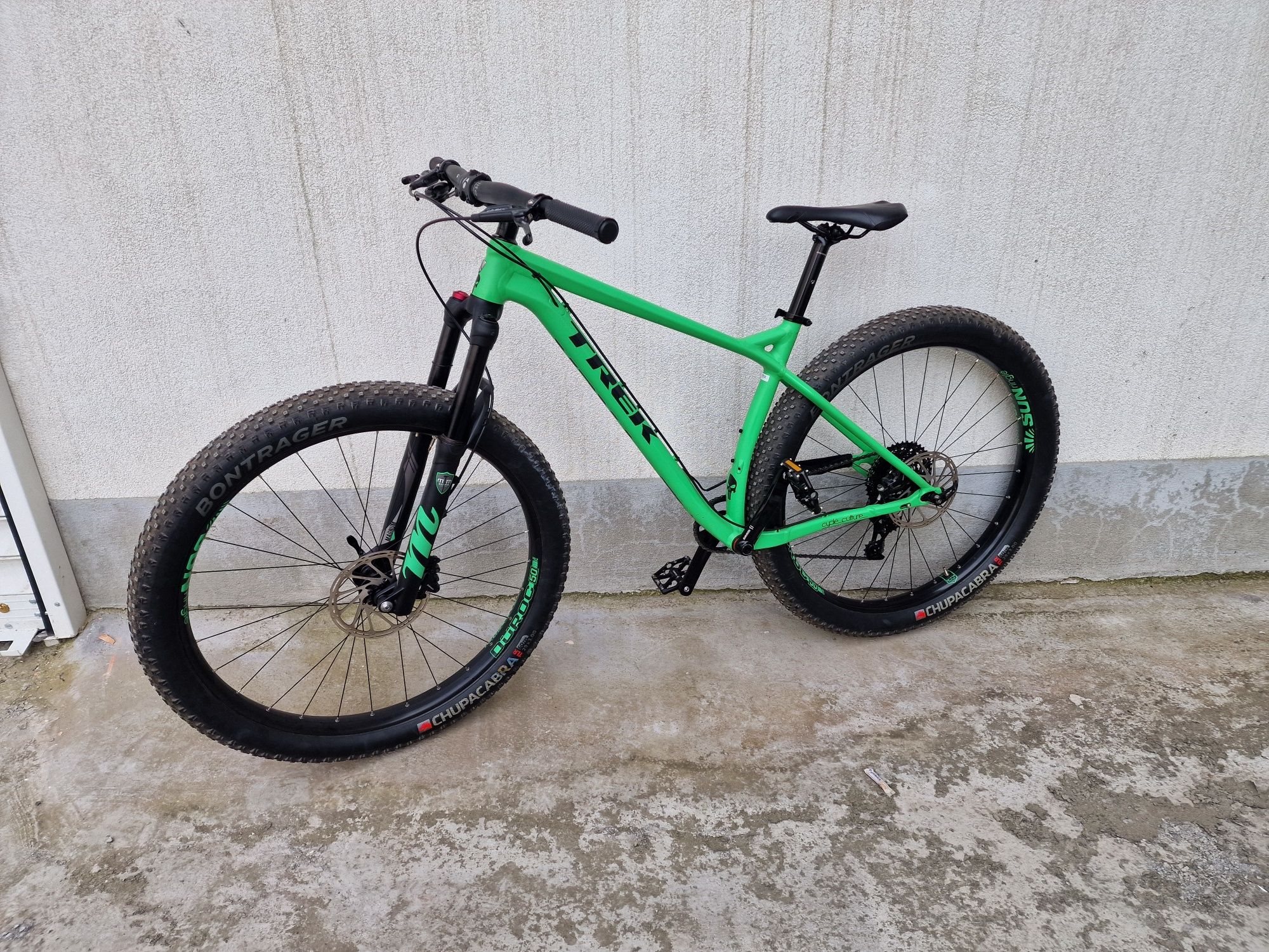 Fat bike велосипед Trek Stache 7