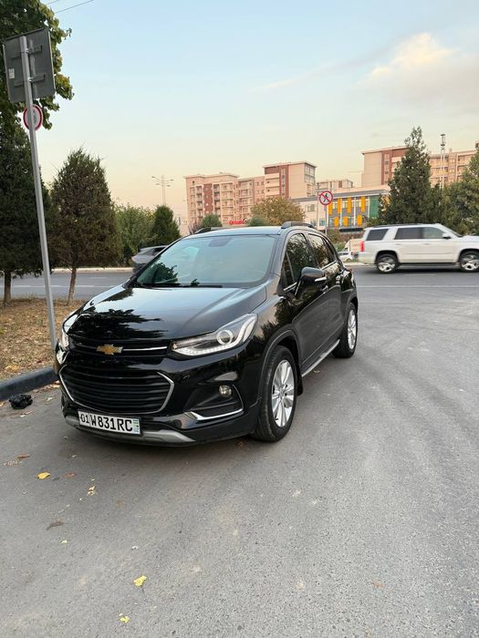 Tracker 1 premier idial holati