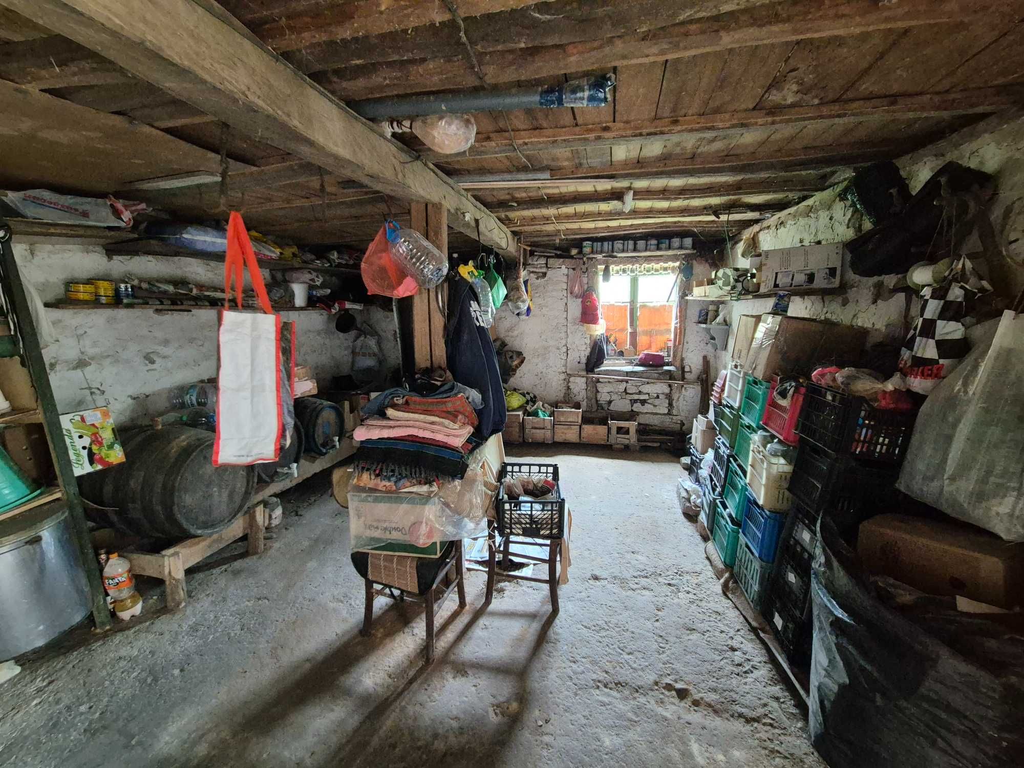 Самостоятелна ДВУЕТАЖНА къща в с. Велислав, общ.Сунгурларе, обл.Бургас