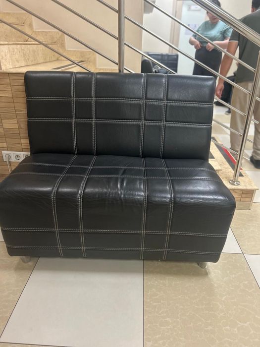 Продам кожанный модульный диван