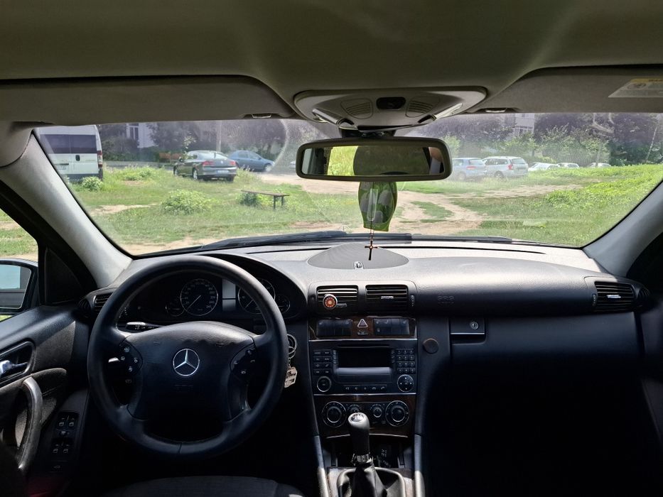 Mercedes C Class 1.8 benzină 143cp, istoric service