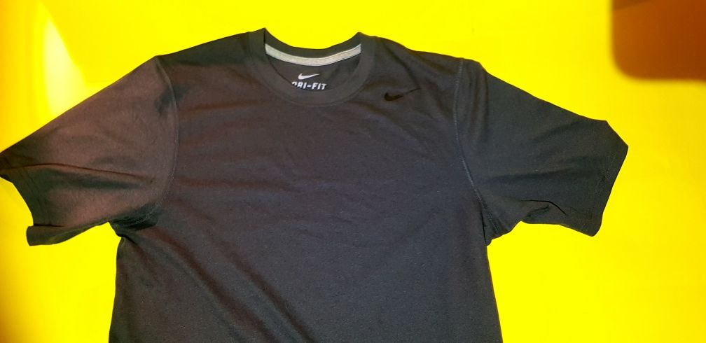 Nike Dri-FIT  adidas  мъжки спортни тениска и къс панталон