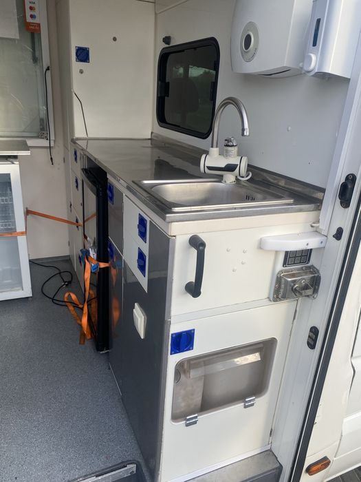 Vand Sprinter 316/ fast food/ rulota/careg B