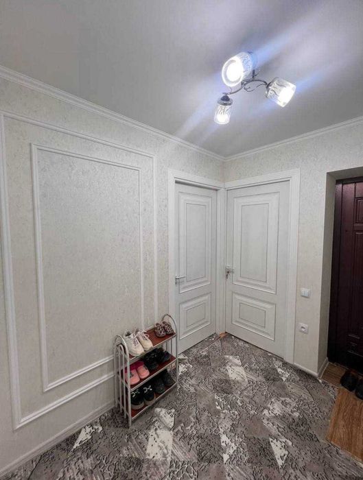 евротамирланган 4 хонали квартира сотилади