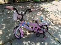 Bicicleta pt fetițe ( 4-6 ani )