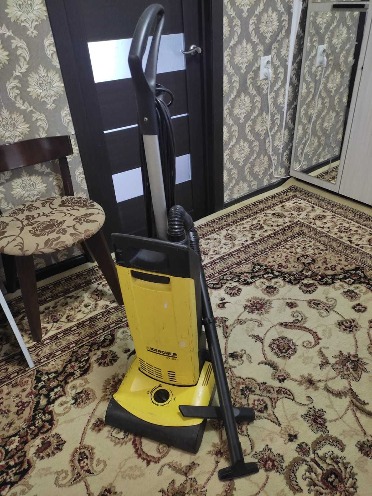 Пылесос Karcher CV 30/1