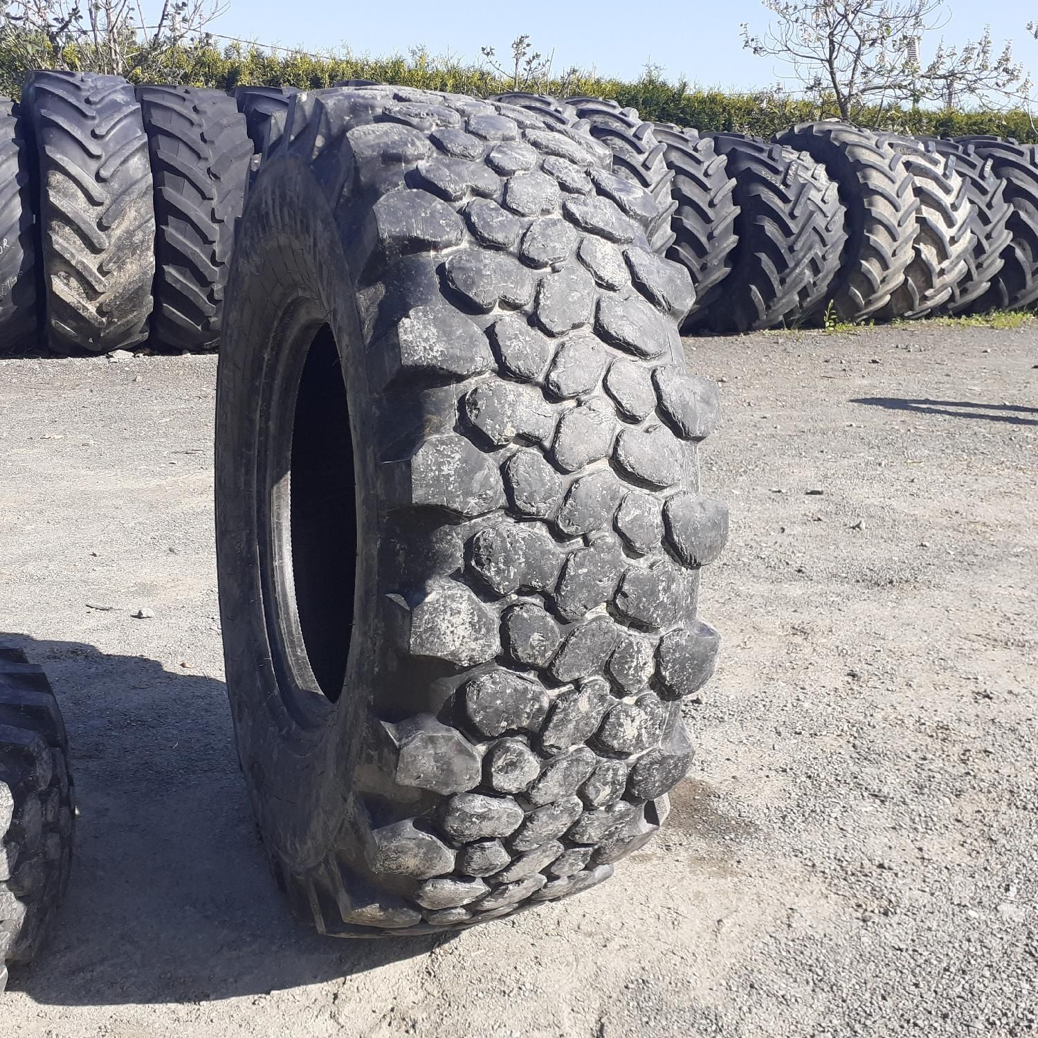 Cauciucuri 365/80R20 Continental Anvelope Tractor Second Hand