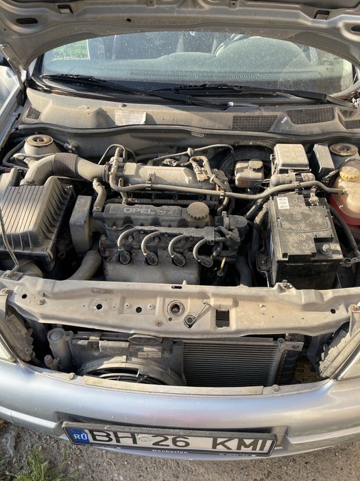 Opel astra G 2 usi 1.6 benzina