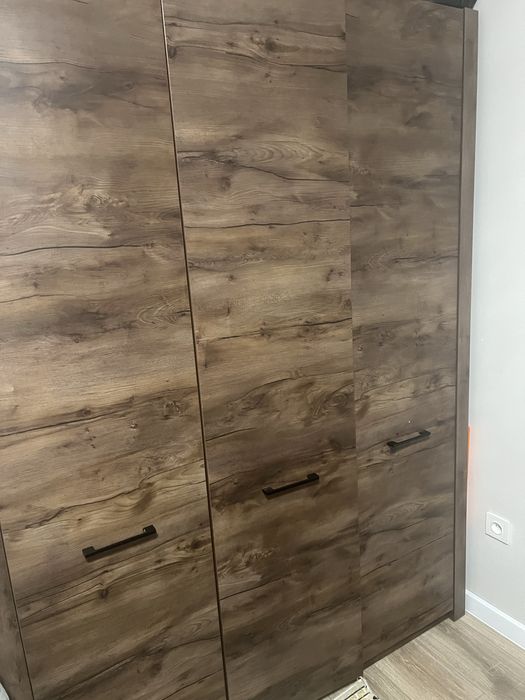 Продам шкаф в отличном состоянии покупали в Евромебель