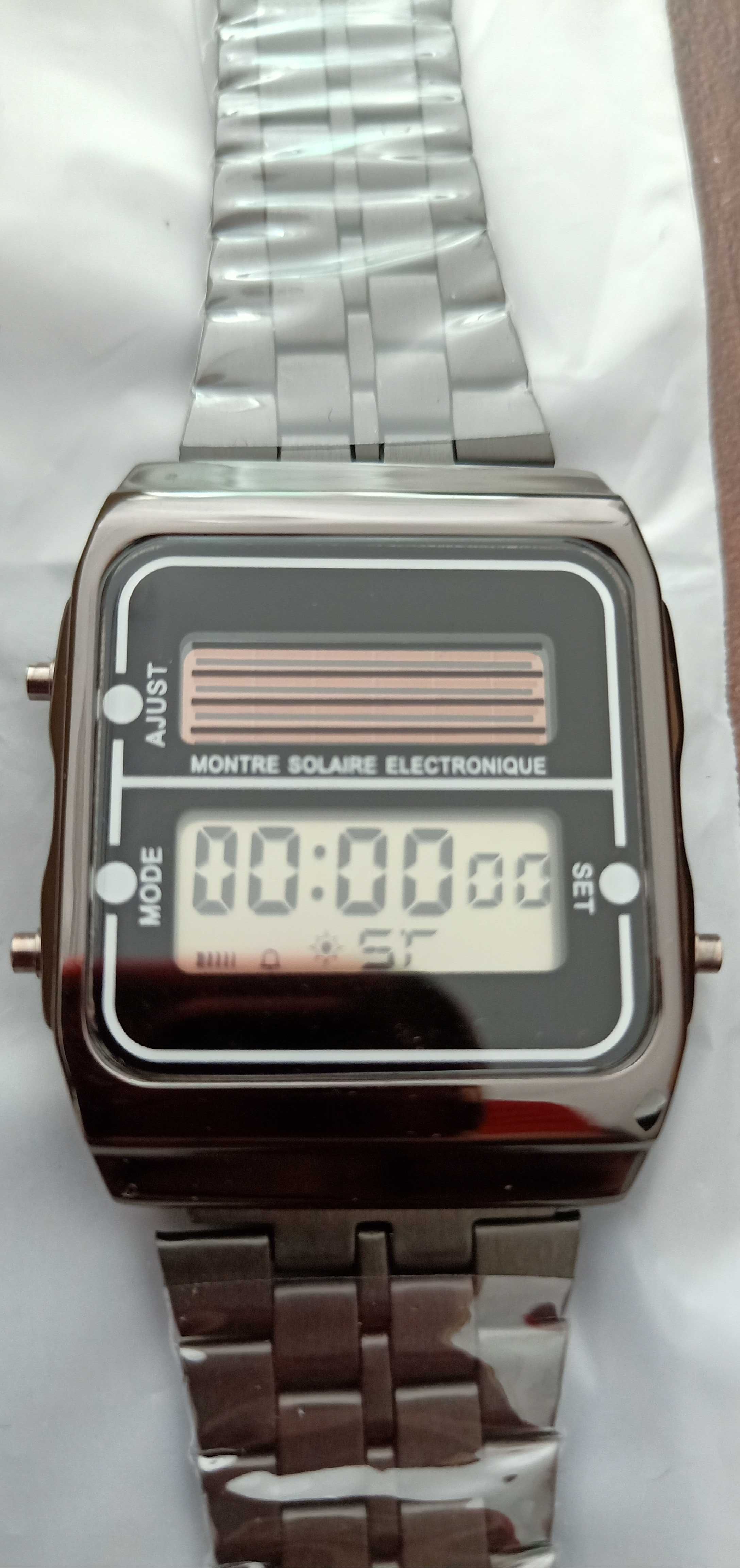 Часовник със соларно зареждане,хронометър и аларма,тип CASIO,водоуст.