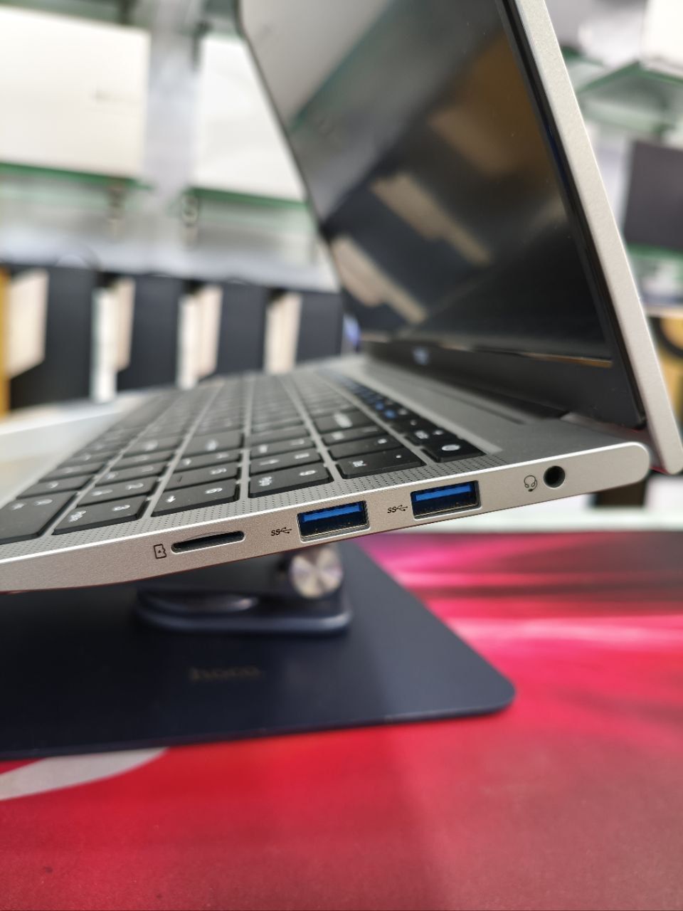 Acer aspire 3 Celeron 4500 Yangi новый Гарантия  Bepul yetkazish bilan