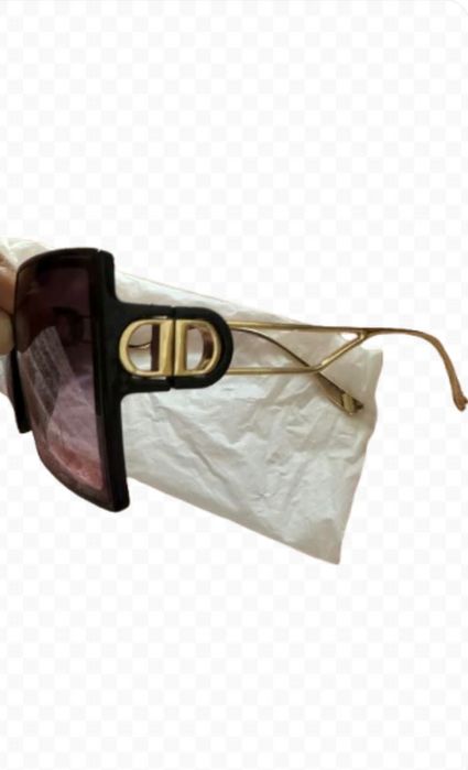 Очки солнцезащитные