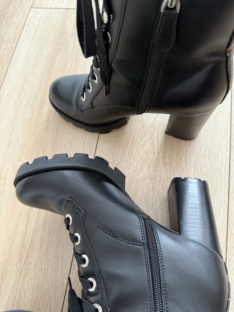 Боти Guess Raizela FL7RZL ELE10 Черен