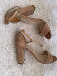 Vand sandale  marimea 38