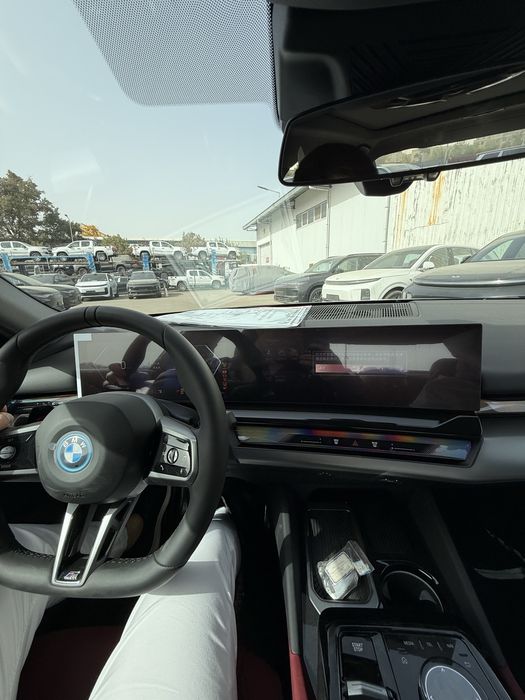 BMW I5 35L Drive